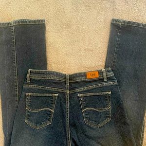 Lee mid rise bootcut size 8 like new